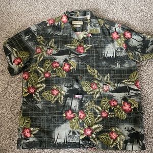 Tommy Bahama men’s shirt sleeved shirts
